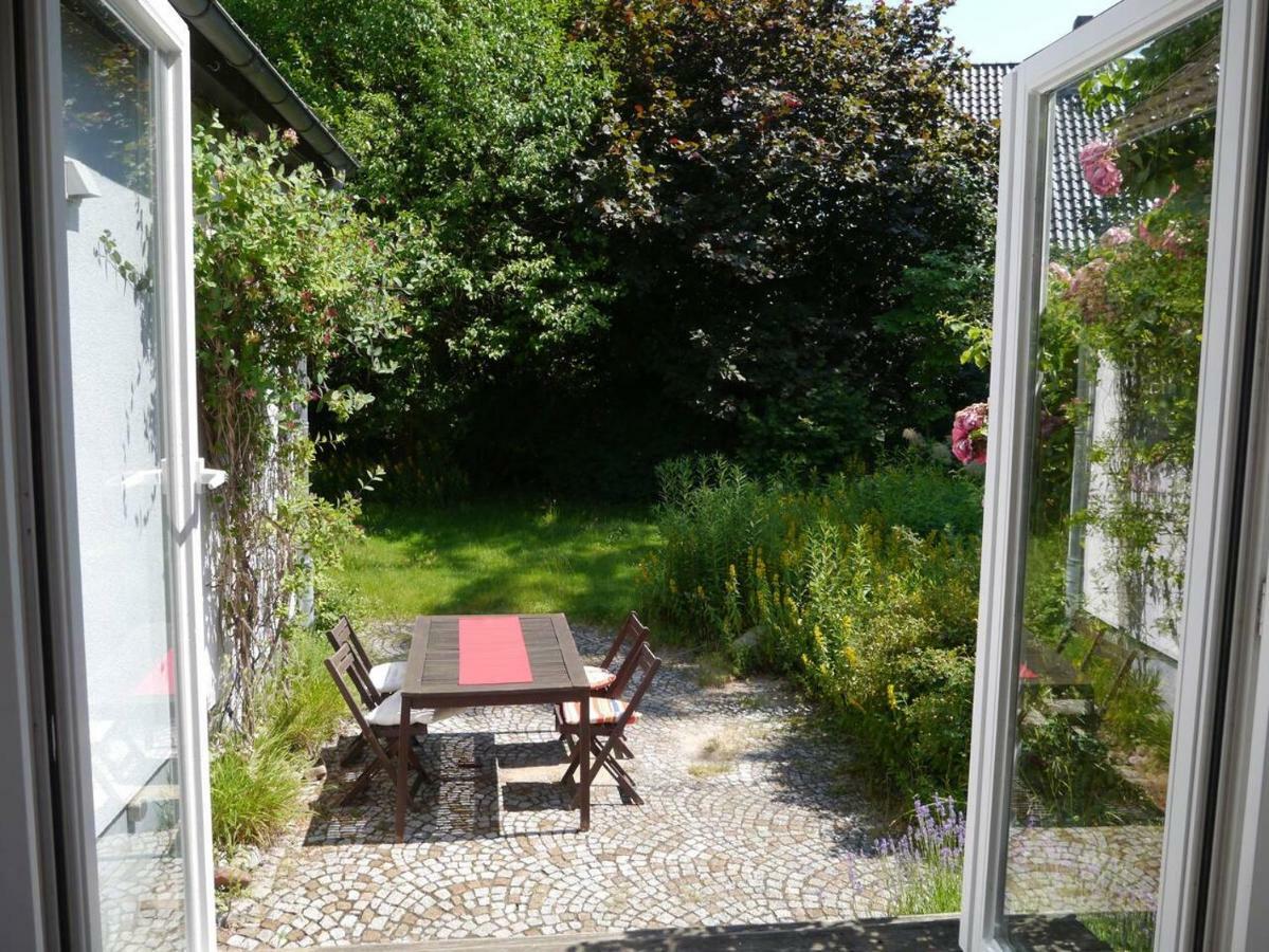 Sonniges Haeuschen Mit Garten Braunschweig Eksteriør bilde